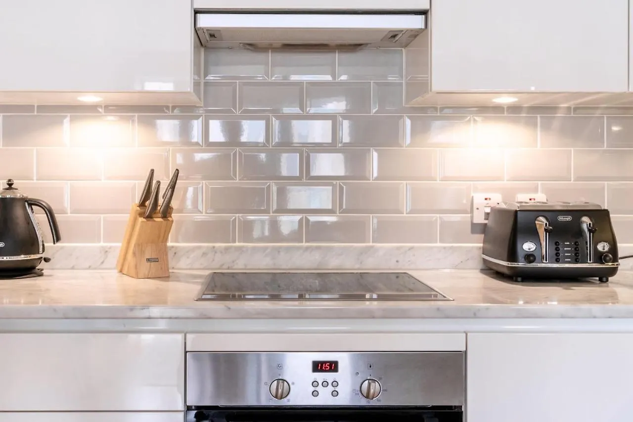 Calm Zen Oasis, In Iconic London Olympic Park Apartment United Kingdom