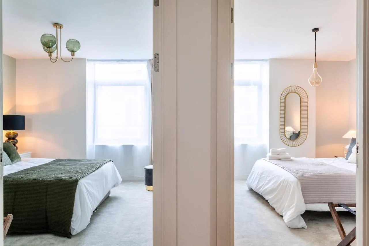 Calm Zen Oasis, In Iconic London Olympic Park Apartment