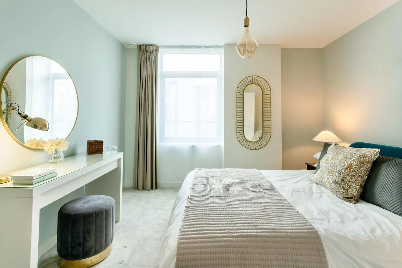 Calm Zen Oasis, In Iconic London Olympic Park Apartment United Kingdom